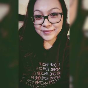 Meet your Posher, Cecy